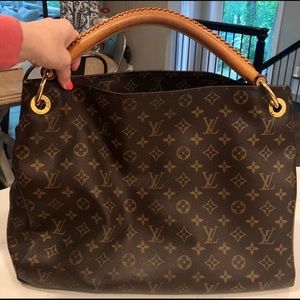 Louis Vuitton Artsy